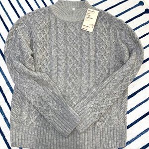 Women’s small light gray sweater